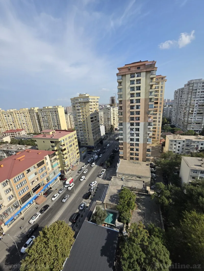 2 otaqlı Mənzil 55 m² 1-ci mikrorayon Satılır