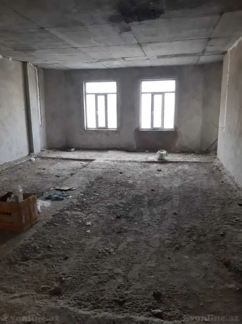 3 otaqlı Mənzil 120 m² 7-ci mikrorayon Satılır
