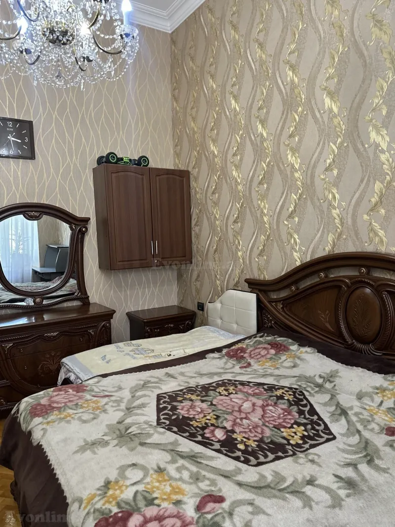 4 otaqlı köhnə tikili mənzil satılır — Səbail r., Bakı - şəkil 10