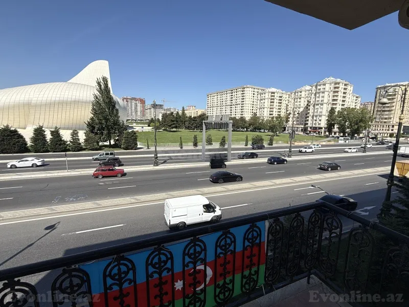 3 otaqlı köhnə tikili mənzil satılır — Nəriman Nərimanov m., Bakı - şəkil 10