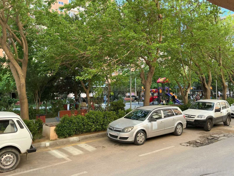 2 otaqlı Mənzil 70 m² Suraxanı r. Satılır