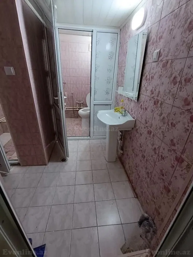 4 otaqlı həyət evi kirayə verilir — Yasamal r., Bakı - şəkil 18