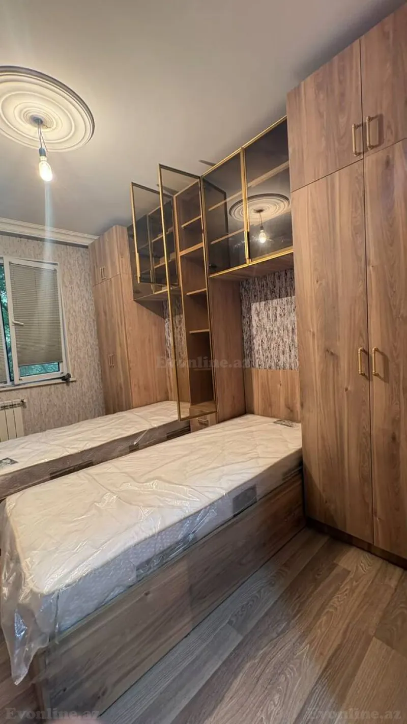 2 otaqlı köhnə tikili mənzil satılır — 3-cü mikrorayon, Bakı - şəkil 2