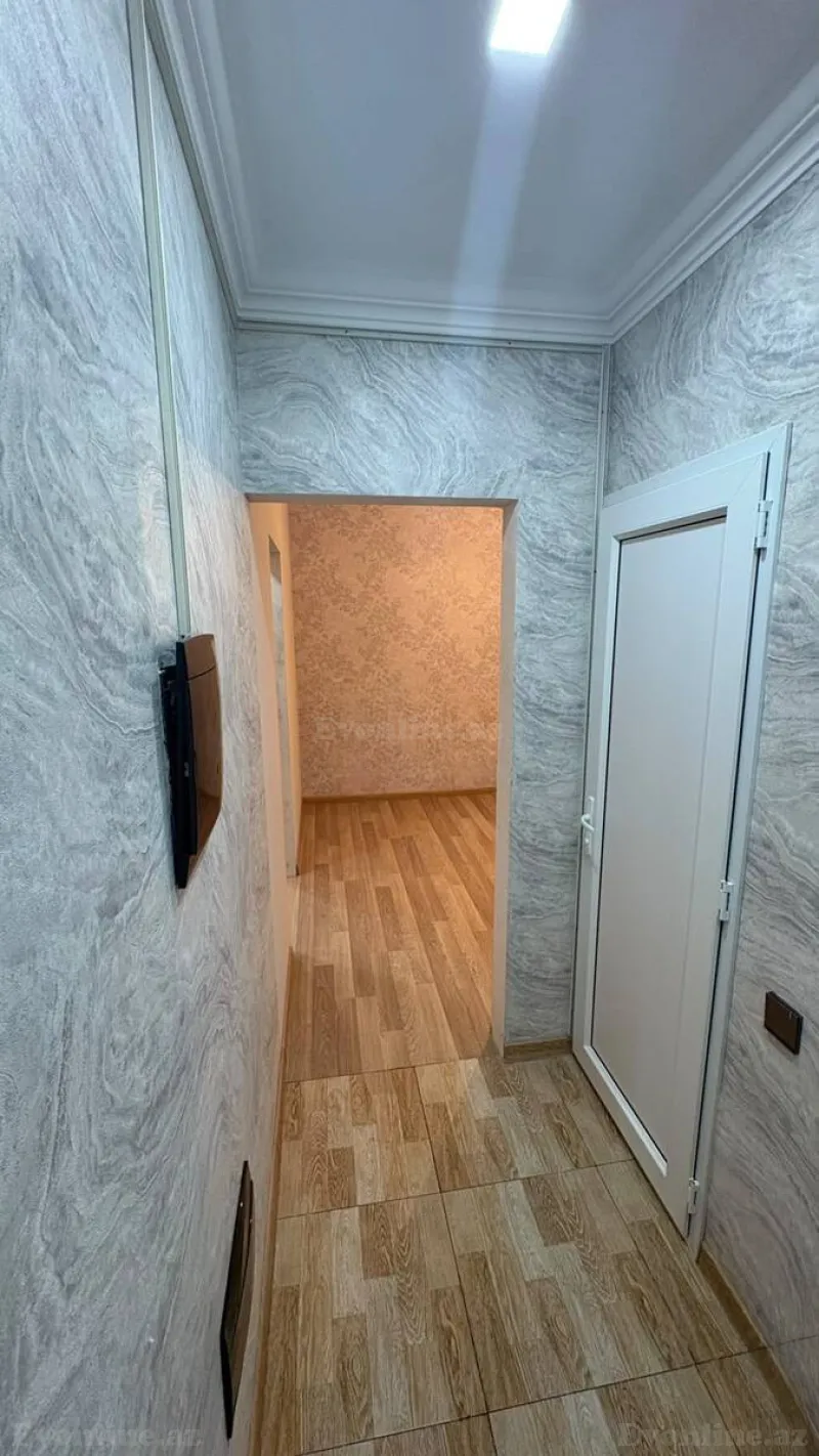2 otaqlı köhnə tikili mənzil satılır — 3-cü mikrorayon, Bakı - şəkil 3