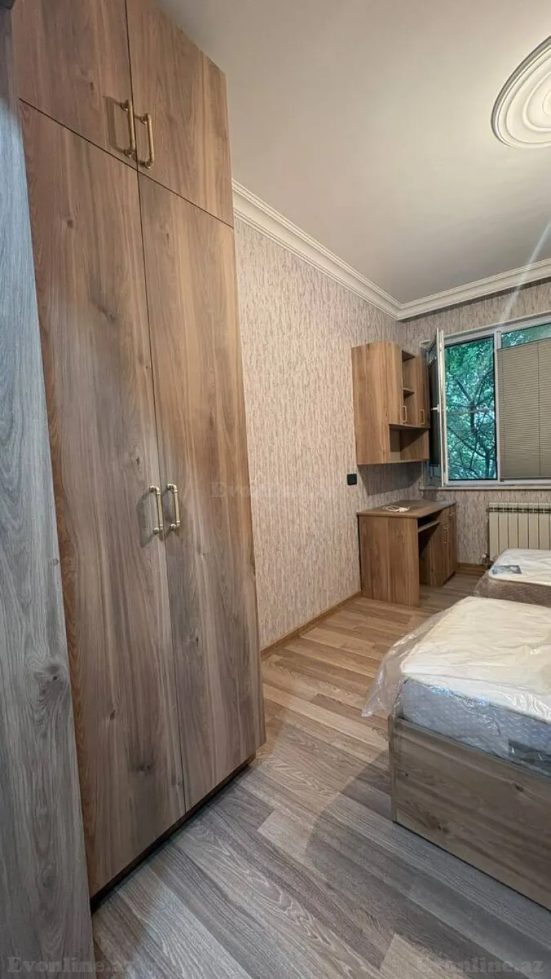 2 otaqlı köhnə tikili mənzil satılır — 3-cü mikrorayon, Bakı - şəkil 4