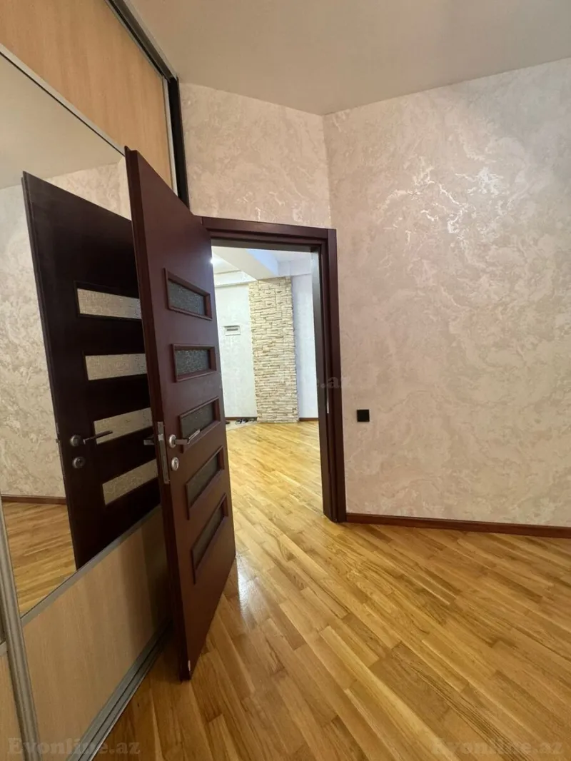 2 otaqlı yeni tikili mənzil satılır — 8-ci mikrorayon, Bakı - şəkil 3