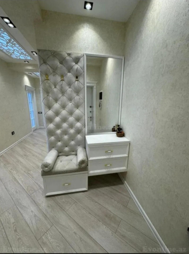 2 otaqlı Mənzil 89 m² 7-ci mikrorayon Satılır