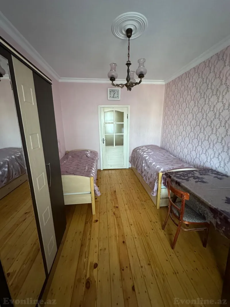 3 otaqlı köhnə tikili mənzil kirayə verilir — Qaraçuxur, Bakı - şəkil 4