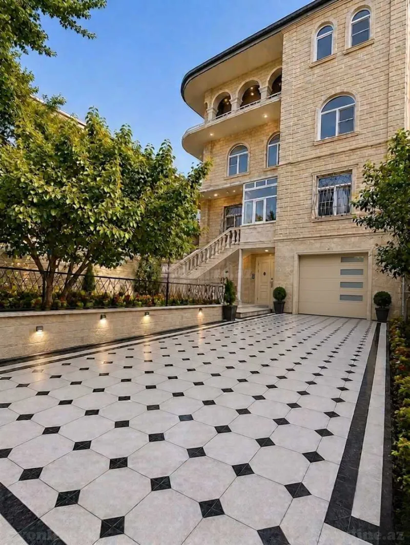 9 otaqlı Həyət evi 450 m² 8-ci kilometr Satılır