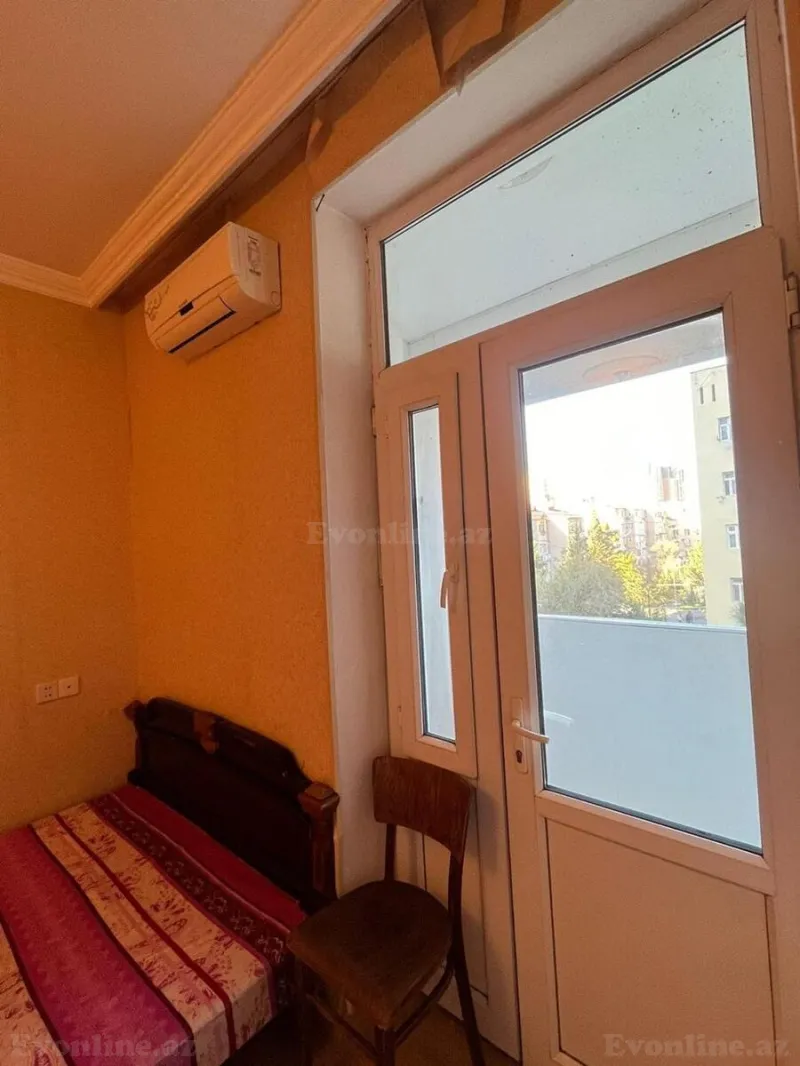 1 otaqlı köhnə tikili mənzil satılır — Koroğlu m., Bakı - şəkil 8