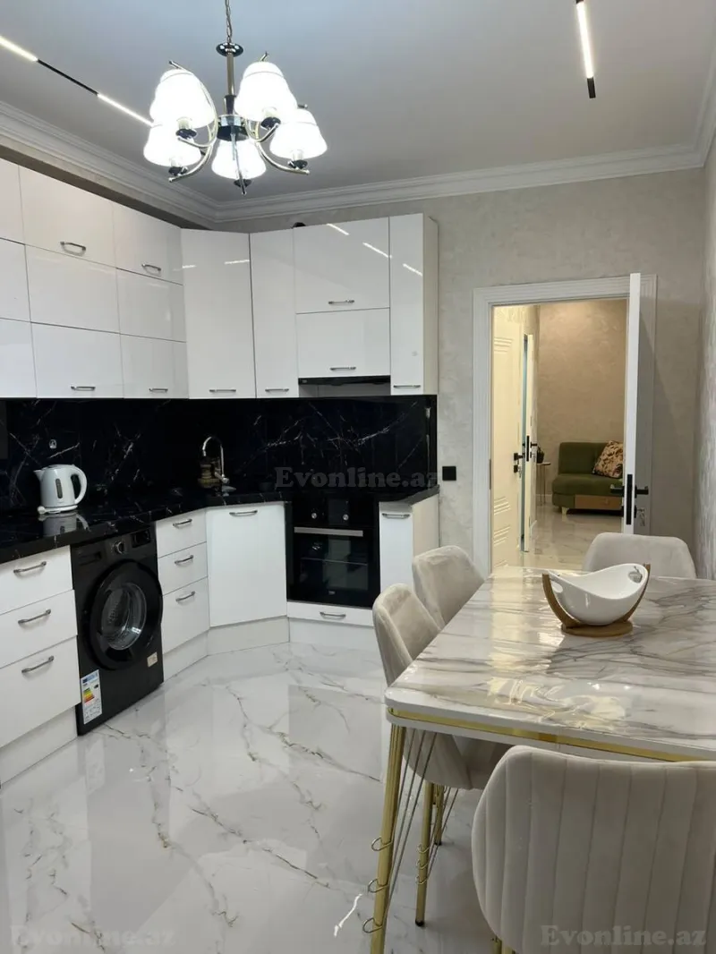 Bakı, Suraxanı r., Qaraçuxurda 2 otaqlı mənzil kirayə verilir