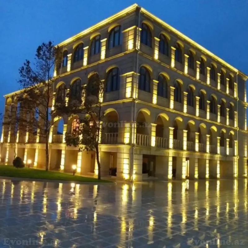 15 otaqlı Həyət evi 1150 m² Şüvəlan Satılır