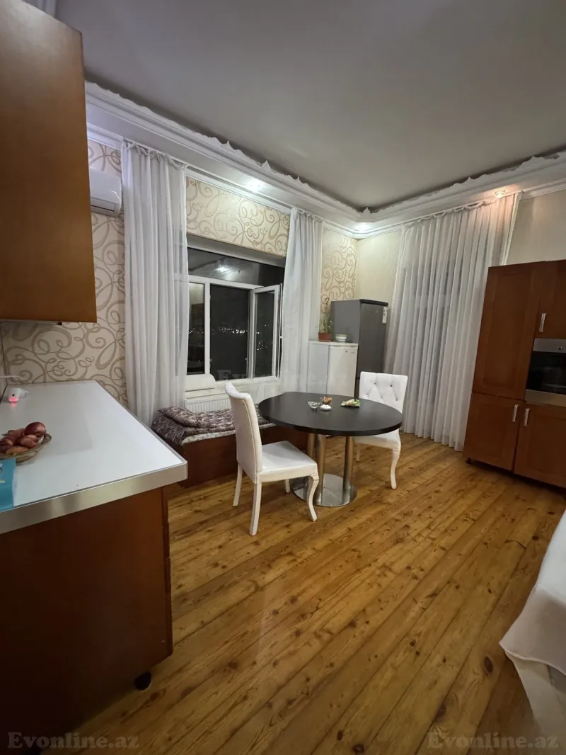5 otaqlı həyət evi kirayə verilir — Səbail r., Bakı - şəkil 2