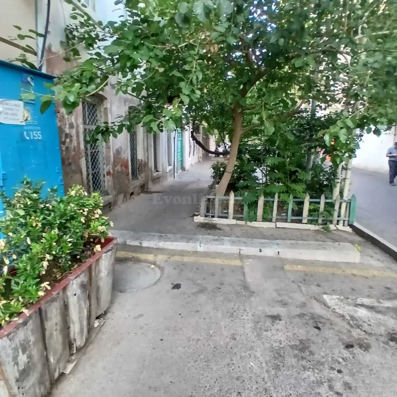 1 otaqlı köhnə tikili mənzil satılır — Nəsimi r., Bakı - şəkil 2