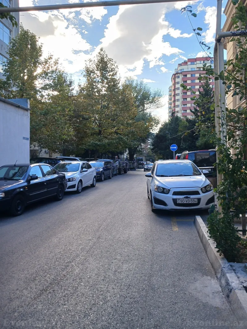 1 otaqlı köhnə tikili mənzil satılır — Nəsimi r., Bakı - şəkil 10