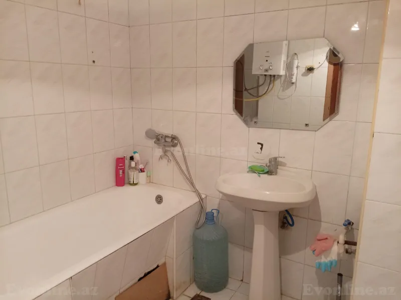 3 otaqlı köhnə tikili mənzil satılır — Biləcəri, Bakı - şəkil 12