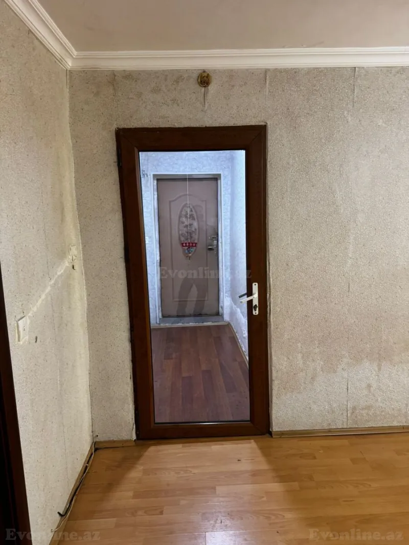 2 otaqlı köhnə tikili mənzil satılır — İnşaatçılar m., Bakı - şəkil 7