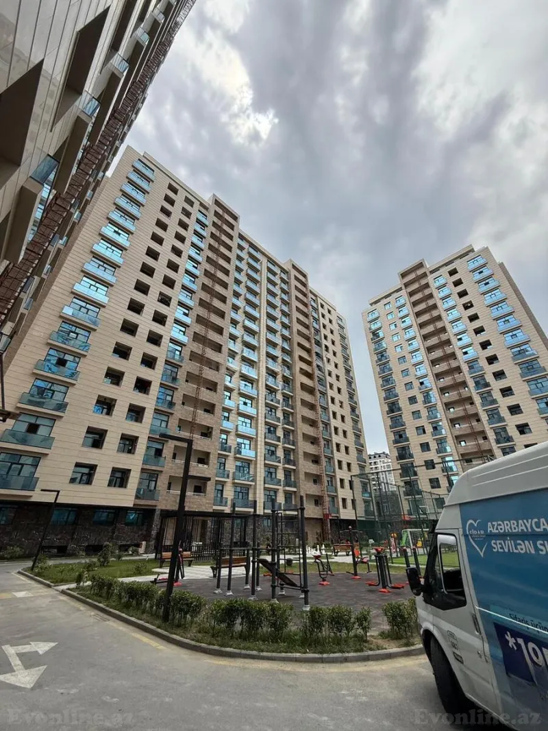 2 otaqlı Mənzil 55 m² 28 May m. Kirayə verilir