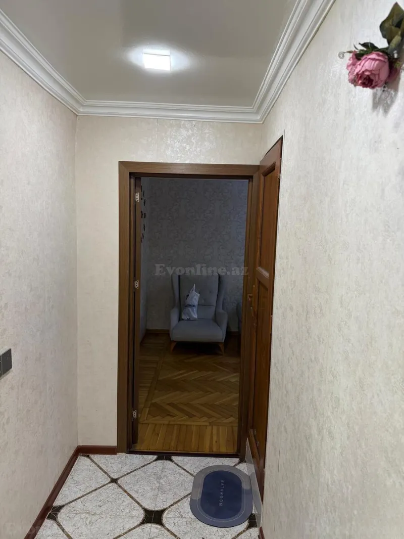 2 otaqlı köhnə tikili mənzil kirayə verilir — Elmlər Akademiyası m., Bakı - şəkil 7