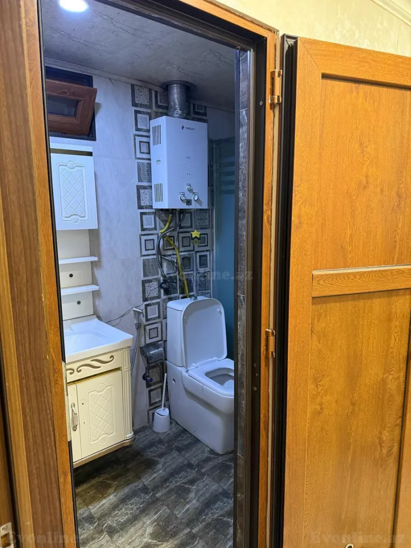 2 otaqlı köhnə tikili mənzil kirayə verilir — Elmlər Akademiyası m., Bakı - şəkil 12