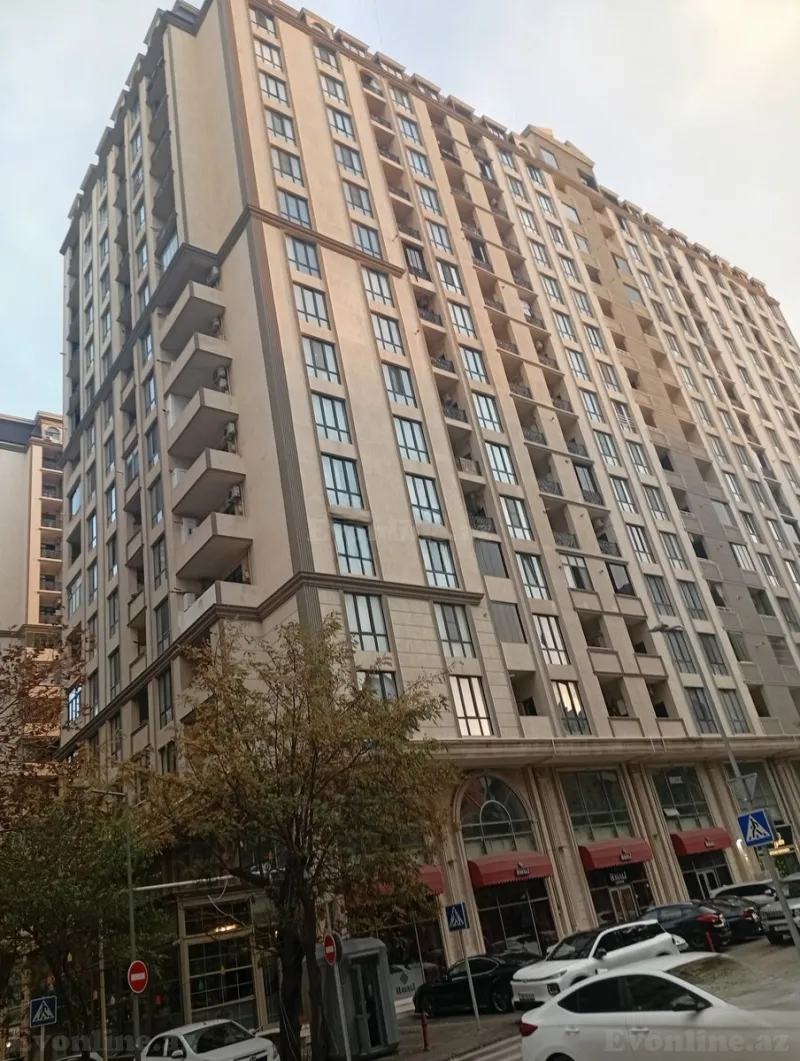 Bakı, Nərimanov r., 28 May m.da 3 otaqlı mənzil satılır