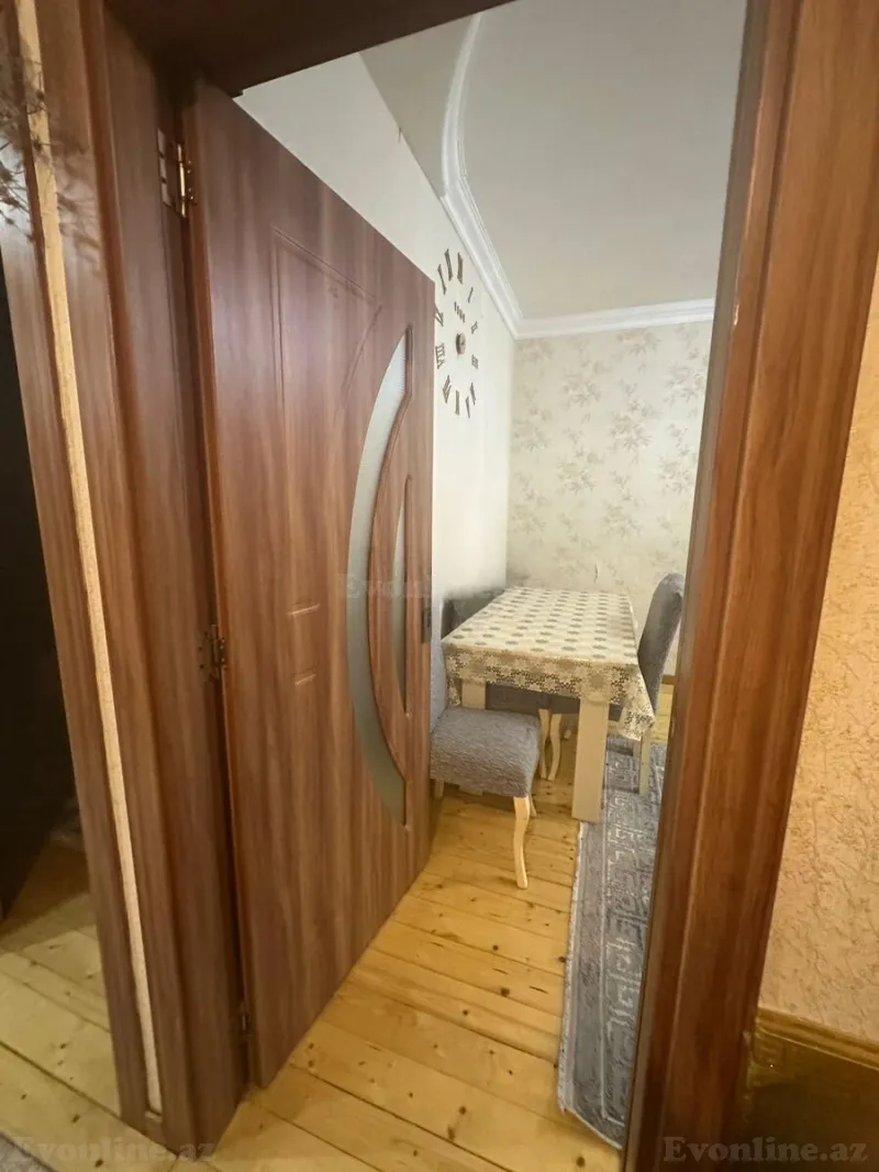 4 otaqlı köhnə tikili mənzil satılır — Həzi Aslanov, Bakı - şəkil 15