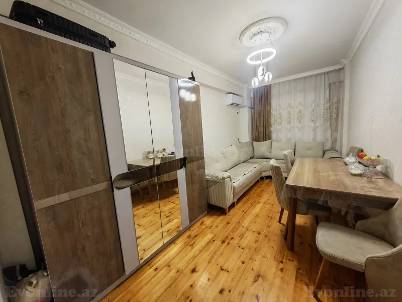 Xırdalanda 2 otaqlı mənzil satılır