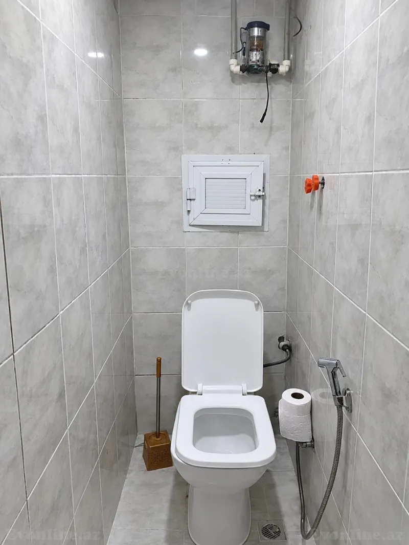 3 otaqlı köhnə tikili mənzil kirayə verilir — Hövsan, Bakı - şəkil 5