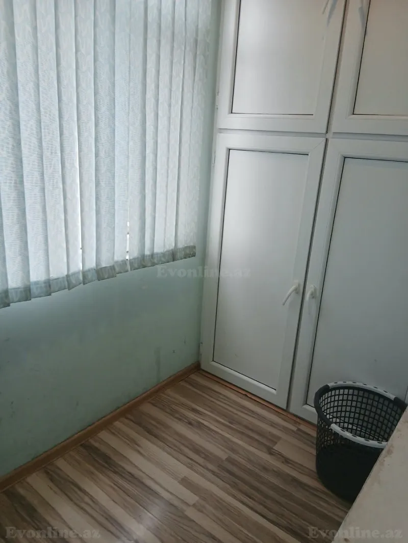 2 otaqlı köhnə tikili mənzil satılır — 6-cı mikrorayon, Bakı - şəkil 7
