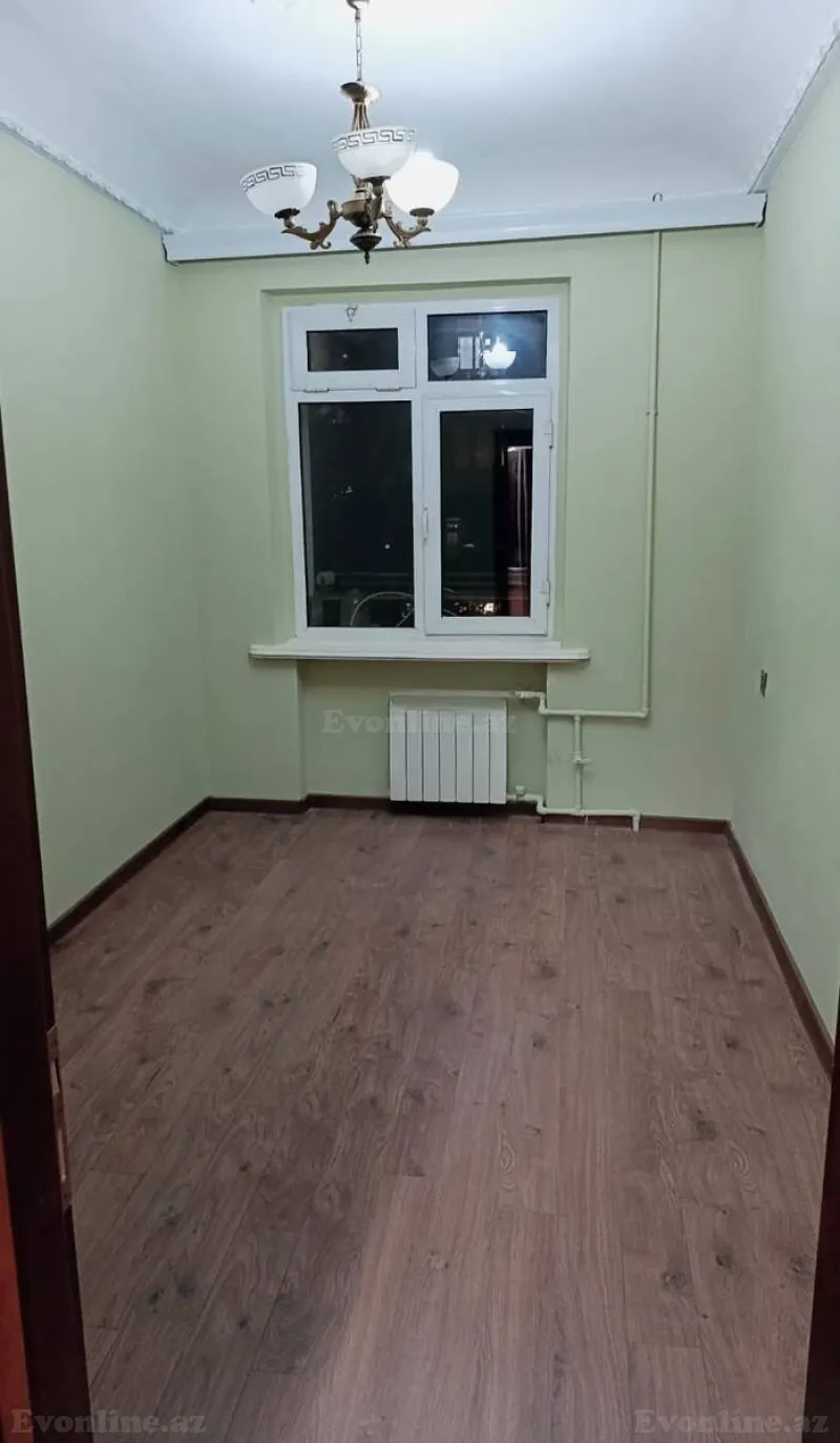 3 otaqlı köhnə tikili mənzil kirayə verilir — Nizami m., Bakı - şəkil 6