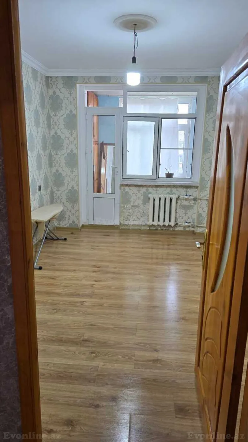 2 otaqlı köhnə tikili mənzil satılır — Hövsan, Bakı - şəkil 5