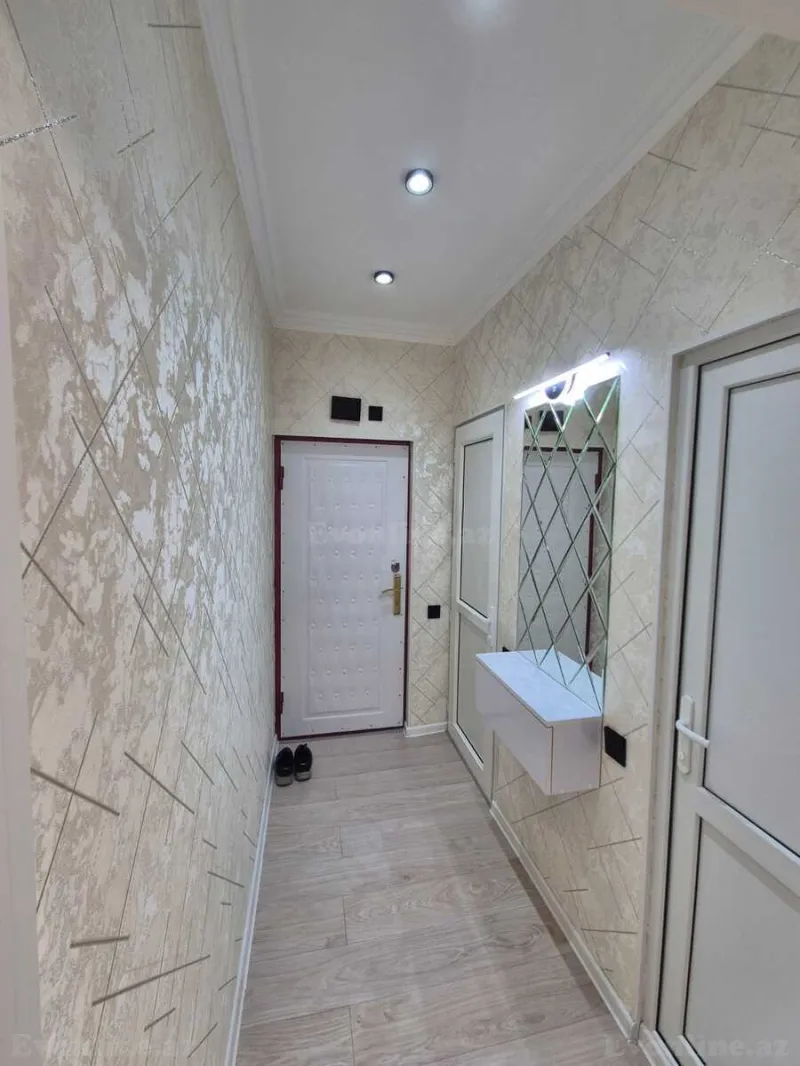 2 otaqlı köhnə tikili mənzil satılır — 7-ci mikrorayon, Bakı - şəkil 17