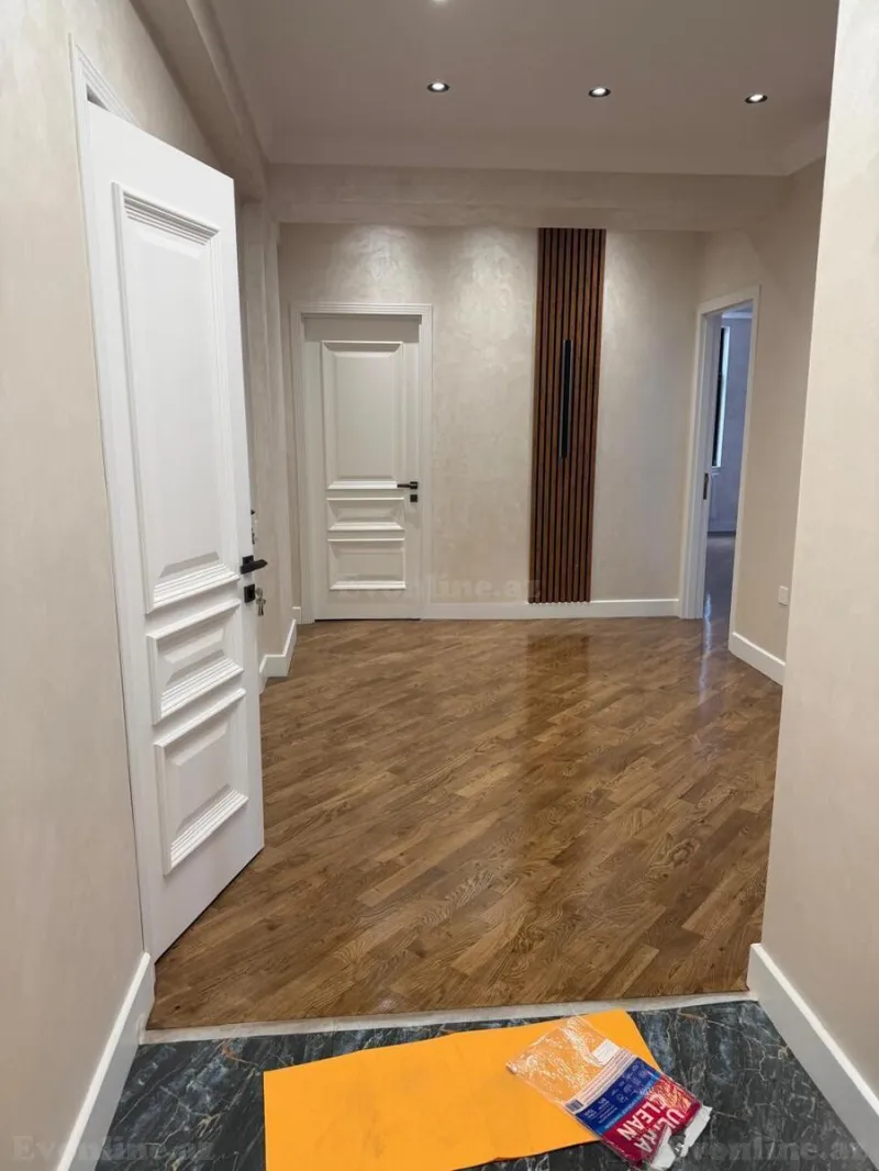3 otaqlı Mənzil 110 m² Nərimanov r. Satılır