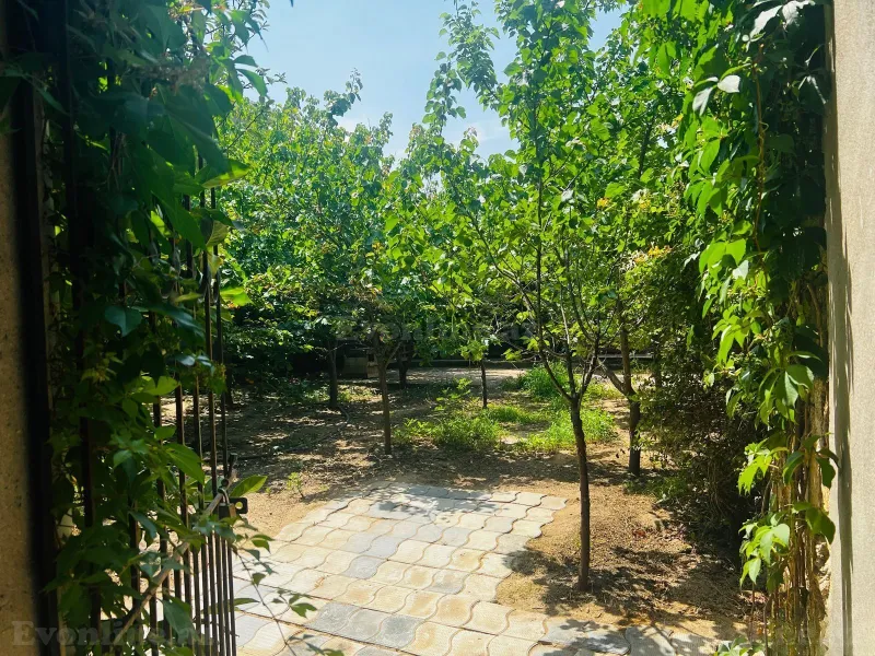 8 otaqlı həyət evi satılır — Novxanı, Bakı - şəkil 6