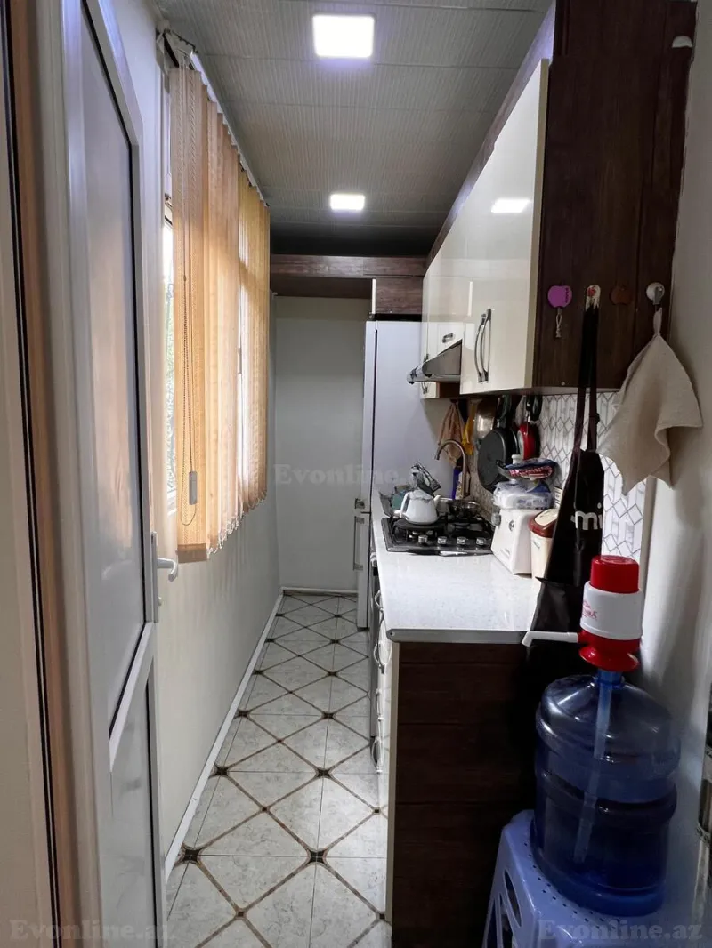 3 otaqlı köhnə tikili mənzil satılır — 9-cu mikrorayon, Bakı - şəkil 5