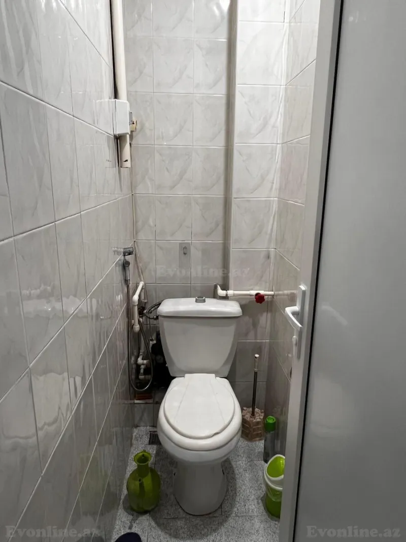 3 otaqlı köhnə tikili mənzil satılır — 9-cu mikrorayon, Bakı - şəkil 10