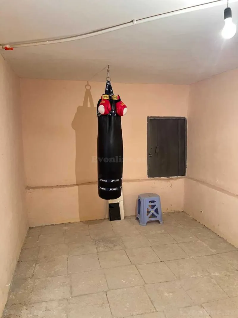 3 otaqlı köhnə tikili mənzil satılır — 9-cu mikrorayon, Bakı - şəkil 13