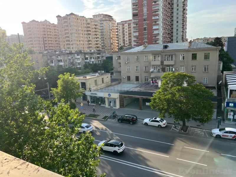 3 otaqlı köhnə tikili mənzil satılır — Gənclik m., Bakı - şəkil 11