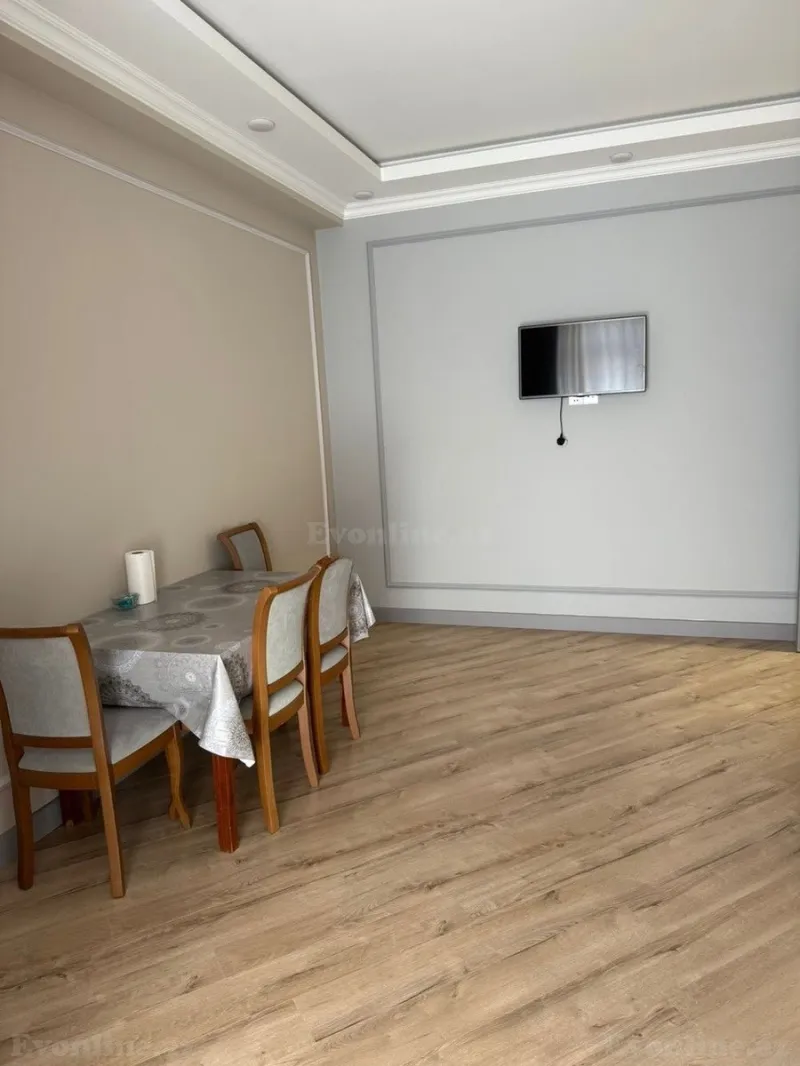 2 otaqlı Mənzil 60 m² 7-ci mikrorayon Kirayə verilir