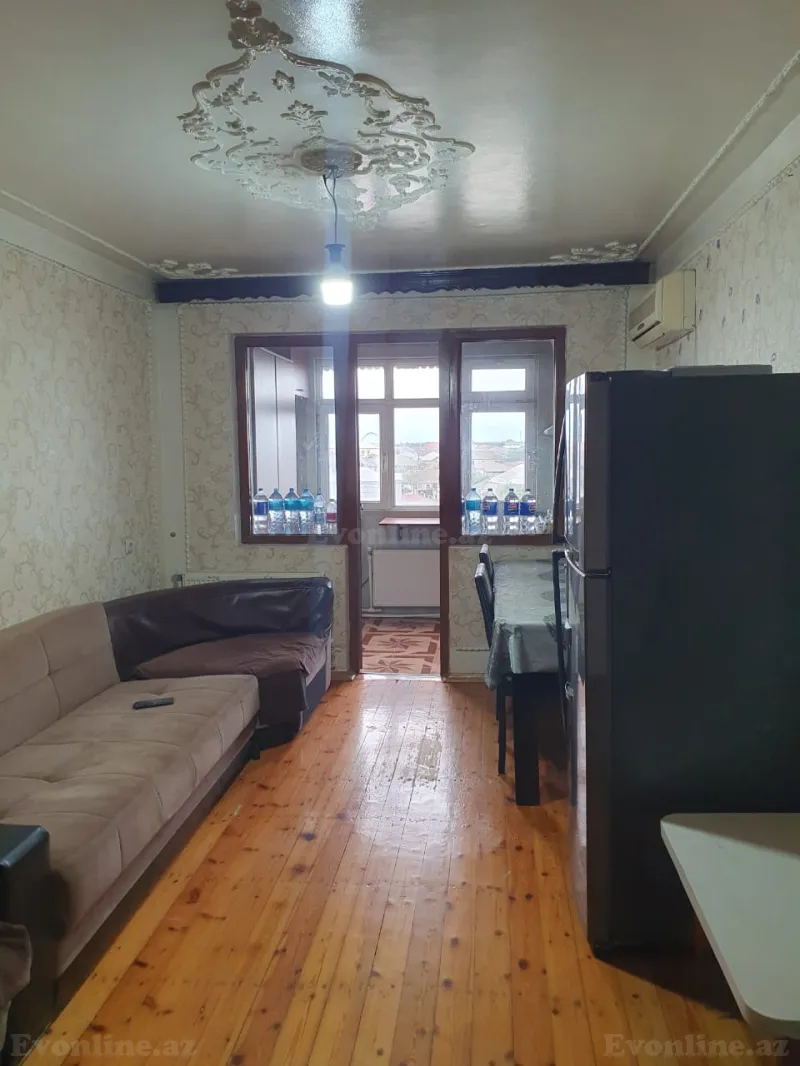 2 otaqlı Mənzil 50 m² Binə Kirayə verilir