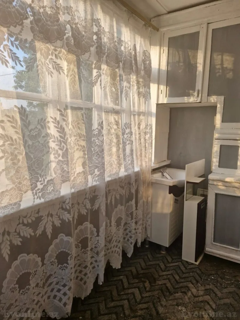 2 otaqlı Mənzil 45 m² Bakmil m. Satılır