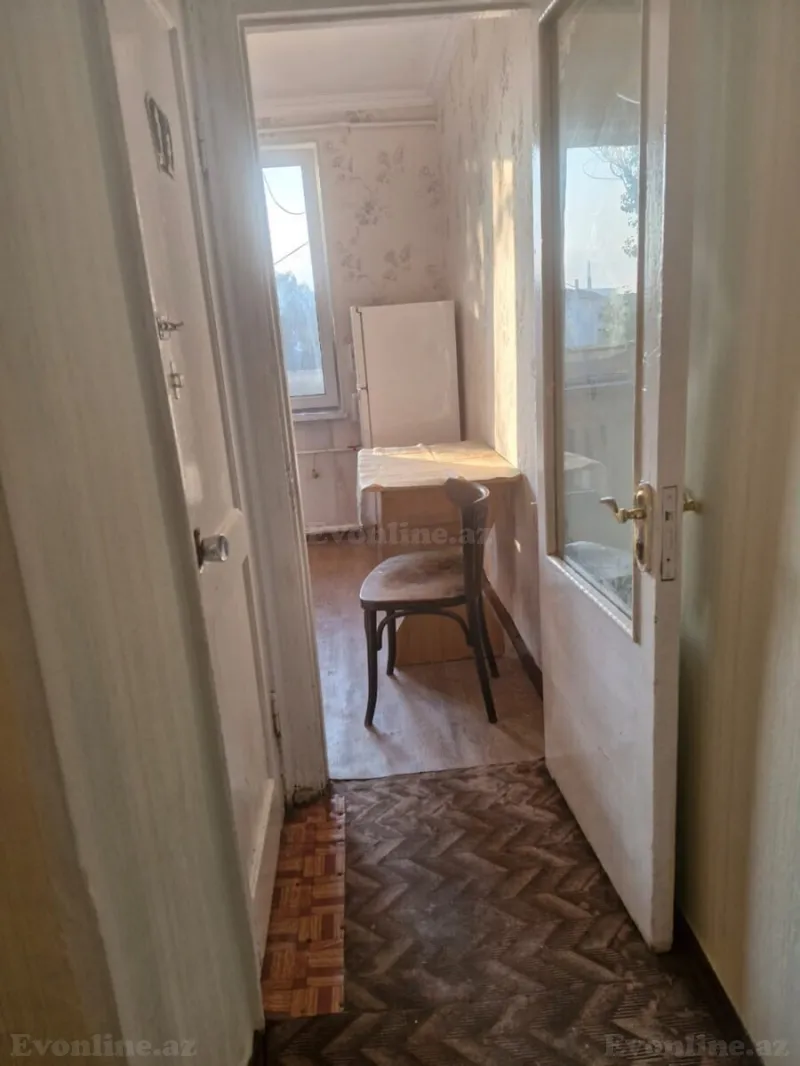 2 otaqlı köhnə tikili mənzil satılır — Bakmil m., Bakı - şəkil 11