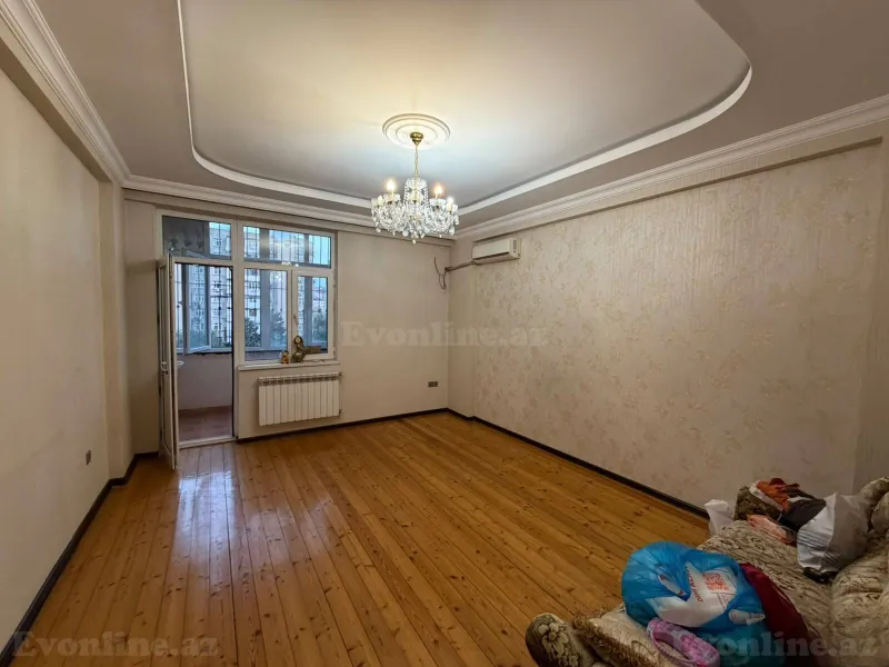 2 otaqlı Mənzil 65 m² 7-ci mikrorayon Satılır