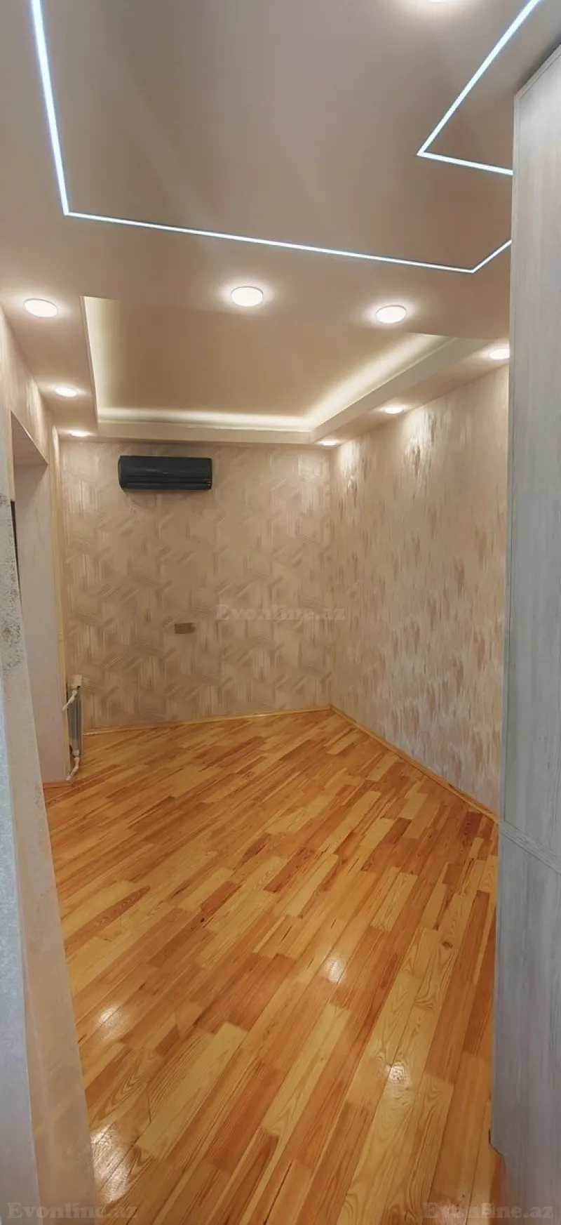 1 otaqlı köhnə tikili mənzil kirayə verilir — İnşaatçılar m., Bakı