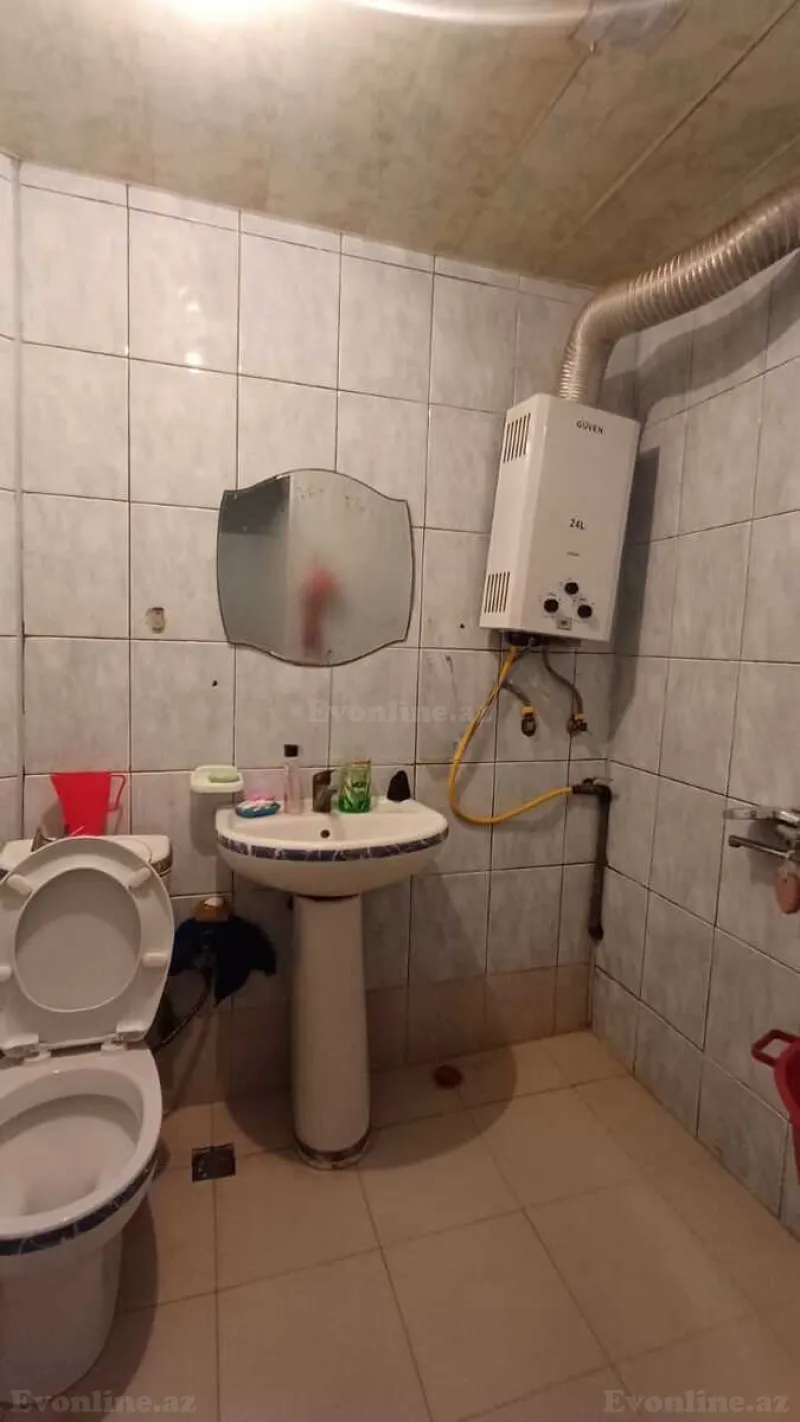 2 otaqlı köhnə tikili mənzil satılır — Abşeron r., Bakı - şəkil 14