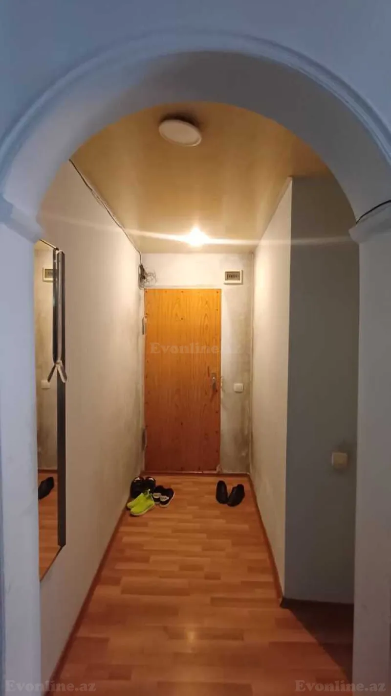 2 otaqlı köhnə tikili mənzil satılır — Abşeron r., Bakı - şəkil 18