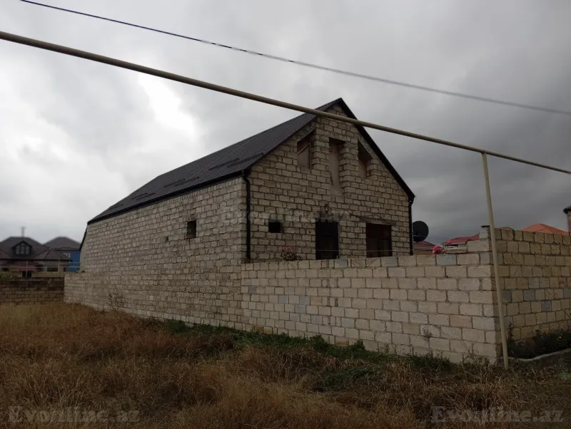 4 otaqlı Həyət evi 141 m² Abşeron r. Satılır