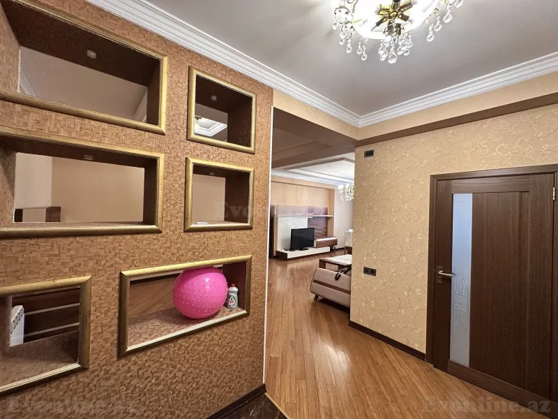 4 otaqlı Mənzil 160 m² Nəriman Nərimanov m. Kirayə verilir