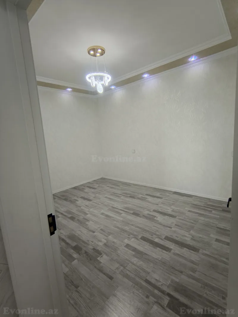 2 otaqlı Həyət evi 65 m² Binə Satılır