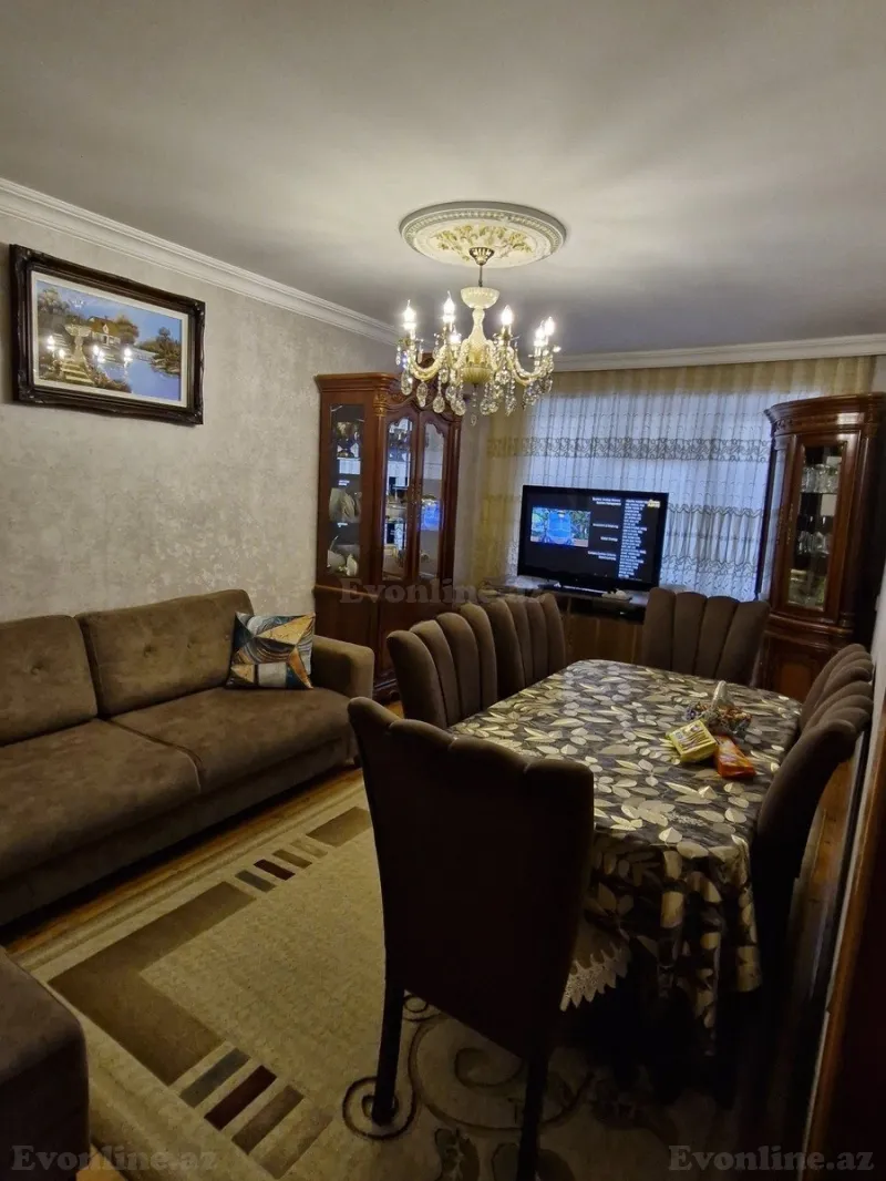 4 otaqlı köhnə tikili mənzil satılır — Binə, Bakı